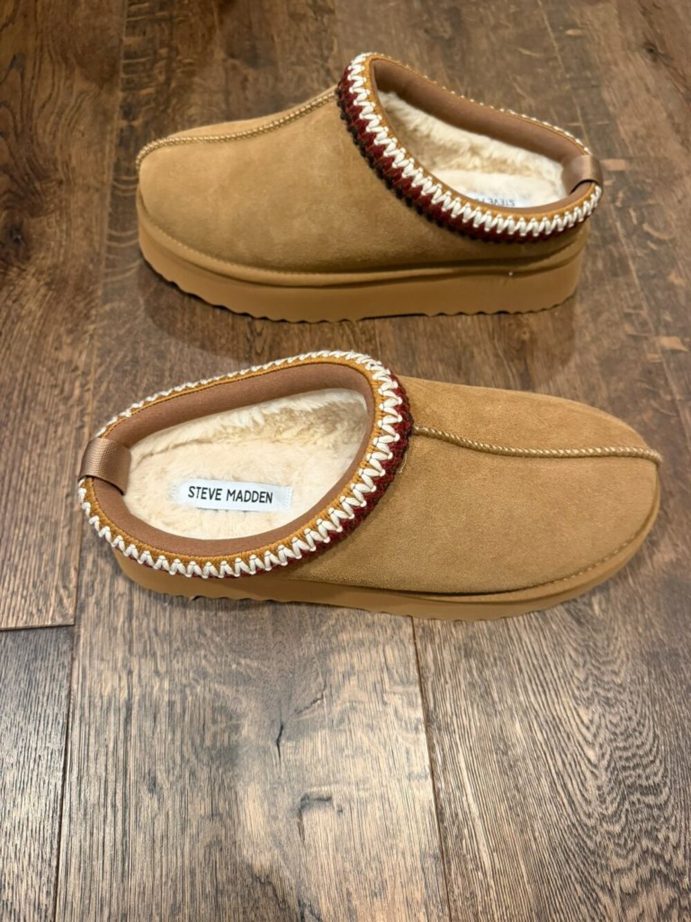 Steve Madden Tan Suede Shearling Mule Clogs - Size 10. New, No Box